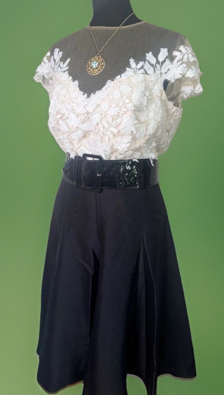 Tadashi Shoji Illusion Cropped Top | Ivory Lace | Wedding Top | Floral Applique